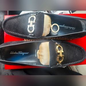 Salvatore ferragamo womens black loafers